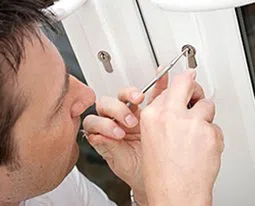 Gallery Locksmith Store Houston, TX 713-357-0760 - 16-Emergency-Unlock